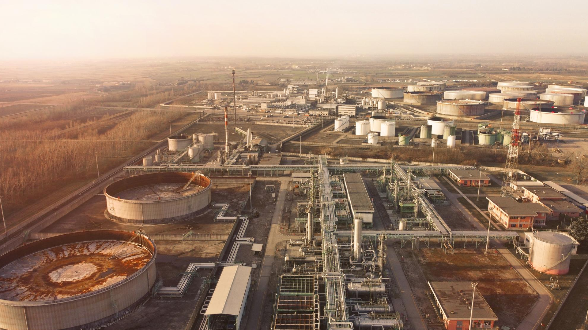 crude_oil_storage